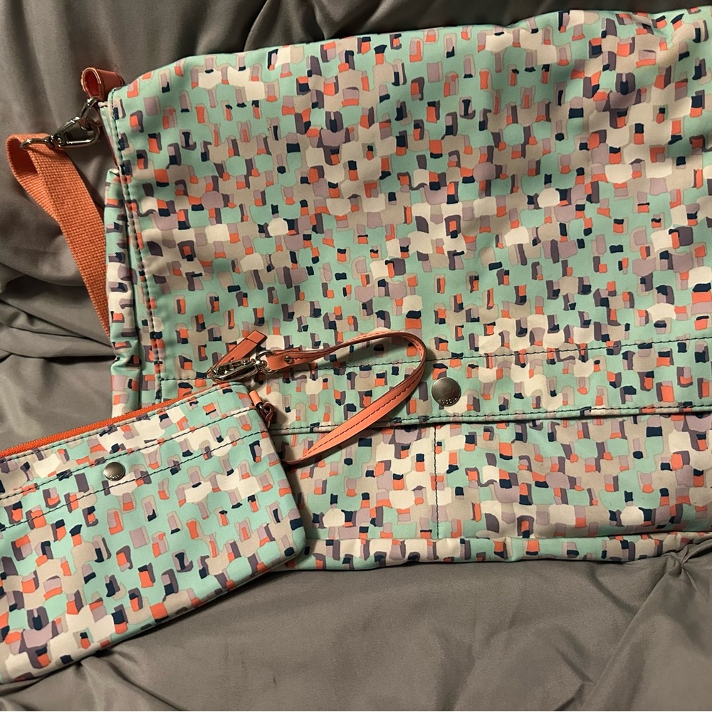 Fossil Colorful Geometric messenger Tote and Wristlet set